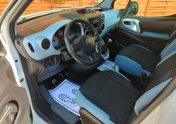 Citroen Berlingo cena 30900 przebieg: 178740, rok produkcji 2014 z Płock małe 466